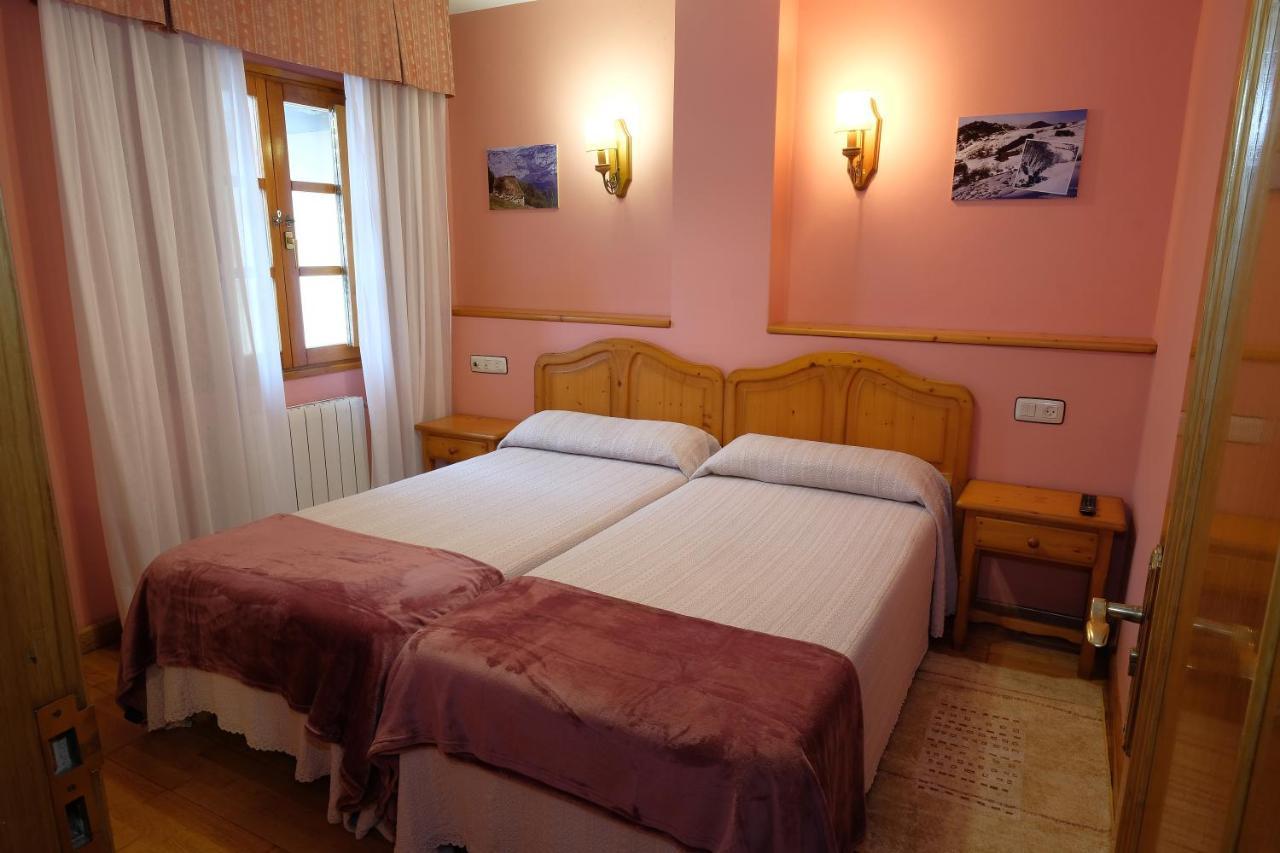 Hotel Restaurante Casa Manolo Páramo Zewnętrze zdjęcie